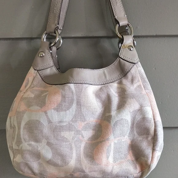 Coach Pink and Gray Shoulder Bag with Slouchy Hobo Design - Picture 4 of 8